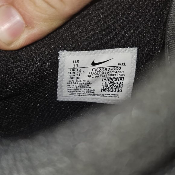 Men\'s UNWORN Nike Mamba Fury size 13